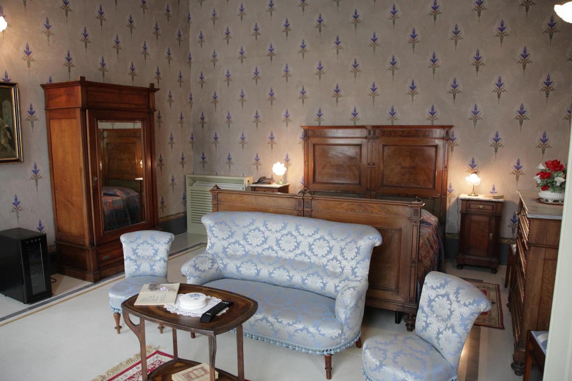 Residenza D'Epoca Regina D'Arborea 奥里斯塔诺 客房 照片