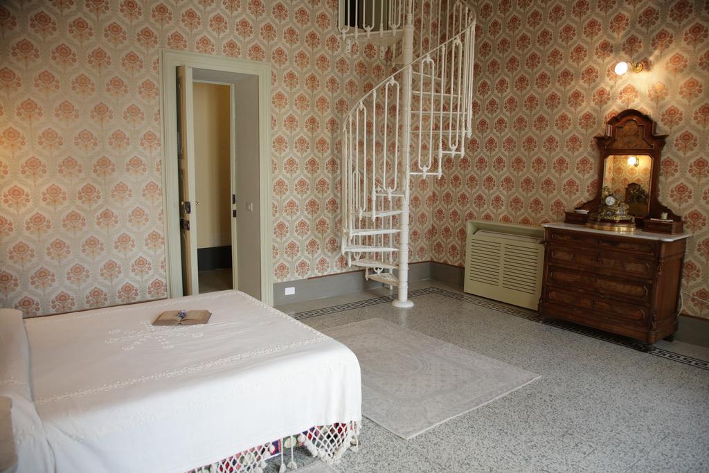 Residenza D'Epoca Regina D'Arborea 奥里斯塔诺 外观 照片